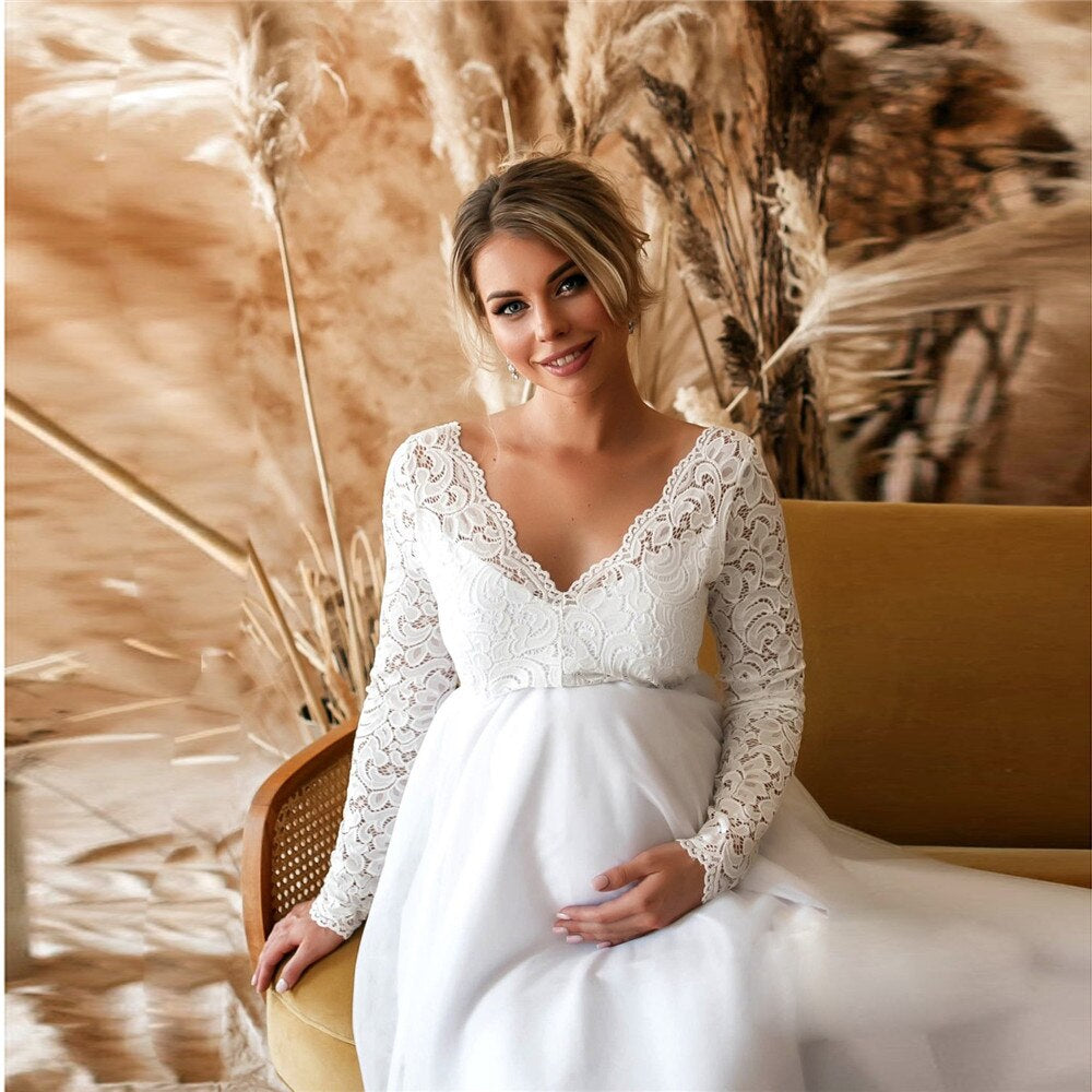 Robe Maxi Élégante en Dentelle pour Futures Mamans