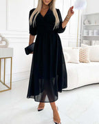 Robe unie à décolleté en cœur