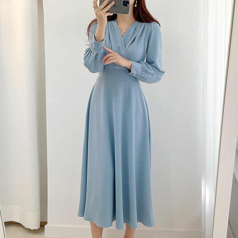 Robe Évasée Chic avec Décolleté en V et Manches Bouffantes