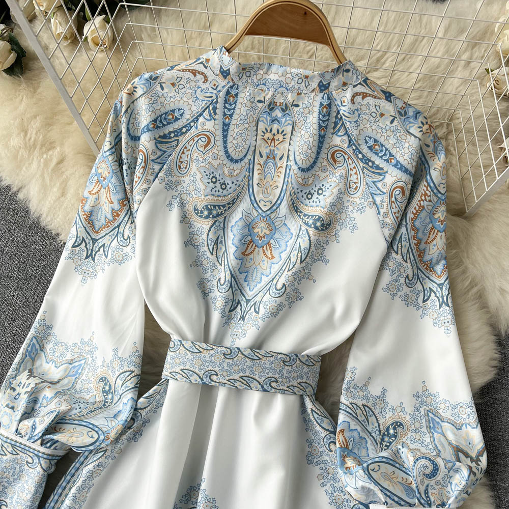 Robe A-Line à Motif Floral avec Ceinture