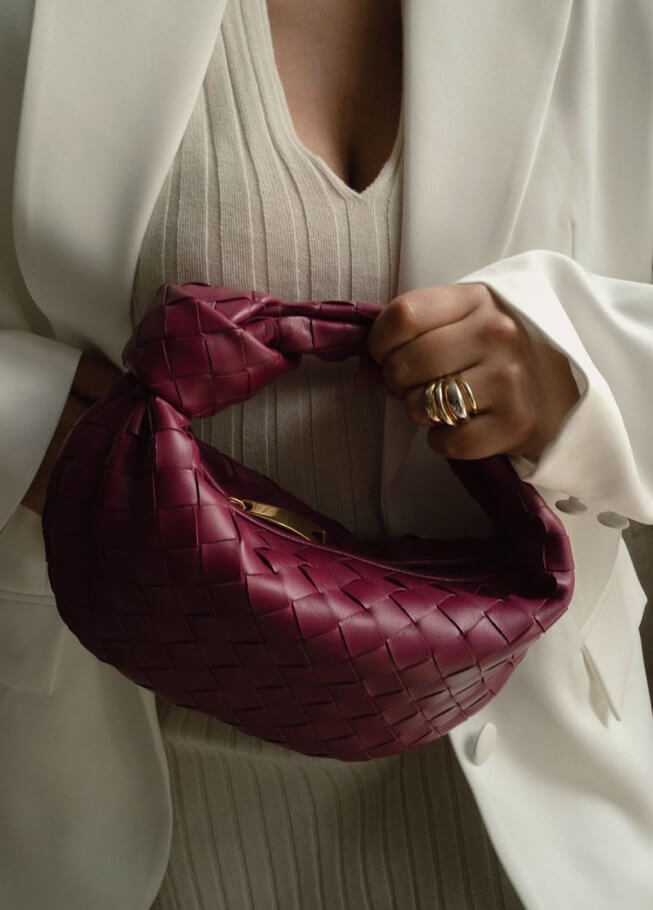 Élégant sac à main tissé